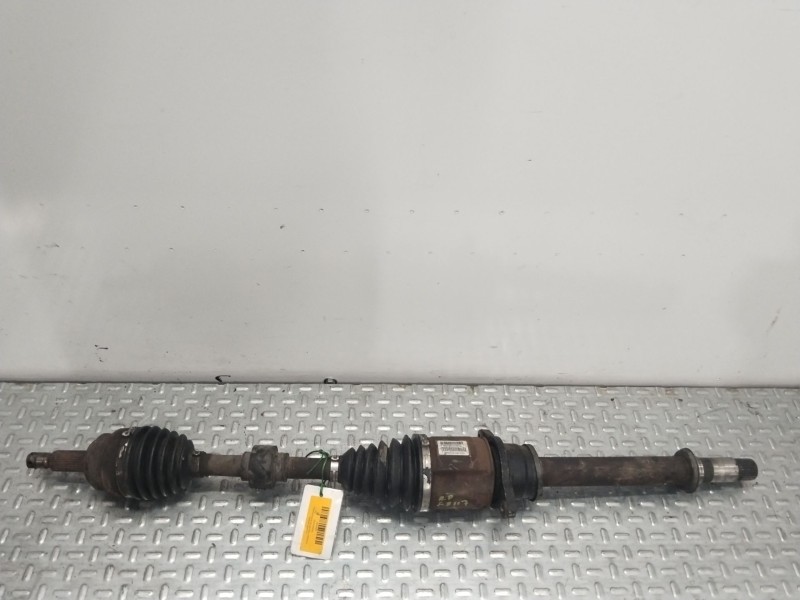 Recambio de transmision delantera derecha para dodge caliber 2.0 crd referencia OEM IAM 05105660AG  