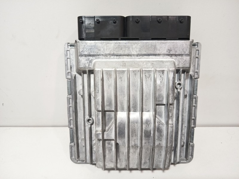 Recambio de centralita motor uce para bmw 1 (e87) 116 i referencia OEM IAM 7579142  