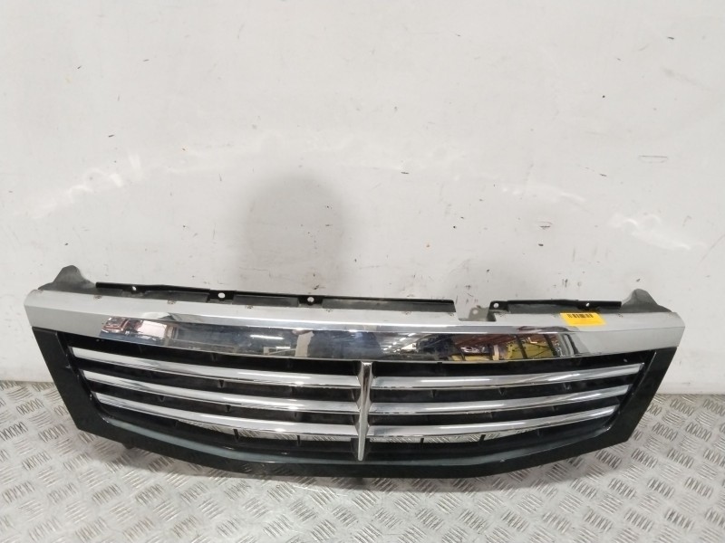 Recambio de rejilla paragolpes delantero para ssangyong rexton / rexton ii (gab_) 2.7 xdi referencia OEM IAM 7943008001LAM  
