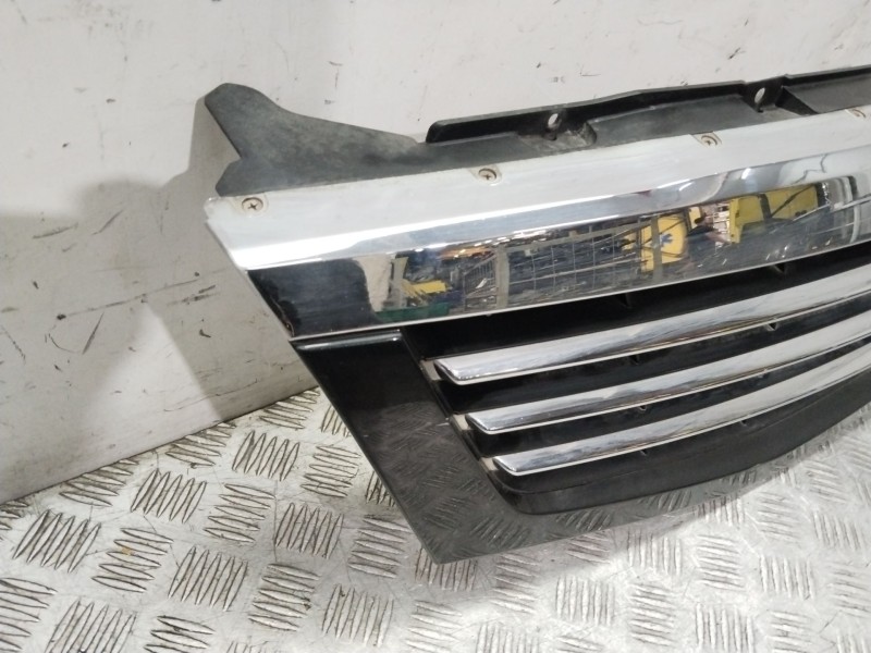 Recambio de rejilla paragolpes delantero para ssangyong rexton / rexton ii (gab_) 2.7 xdi referencia OEM IAM 7943008001LAM  