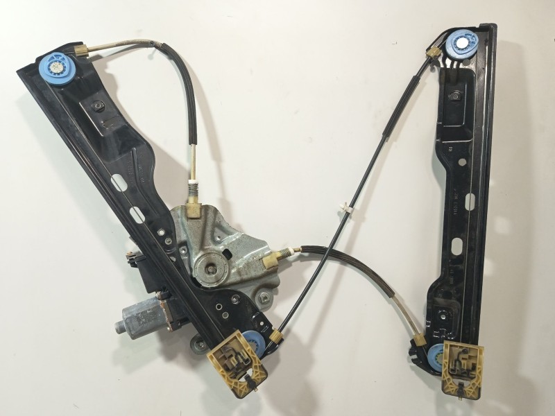 Recambio de elevalunas delantero derecho para opel astra j (p10) 1.6 (68) referencia OEM IAM 13350760  