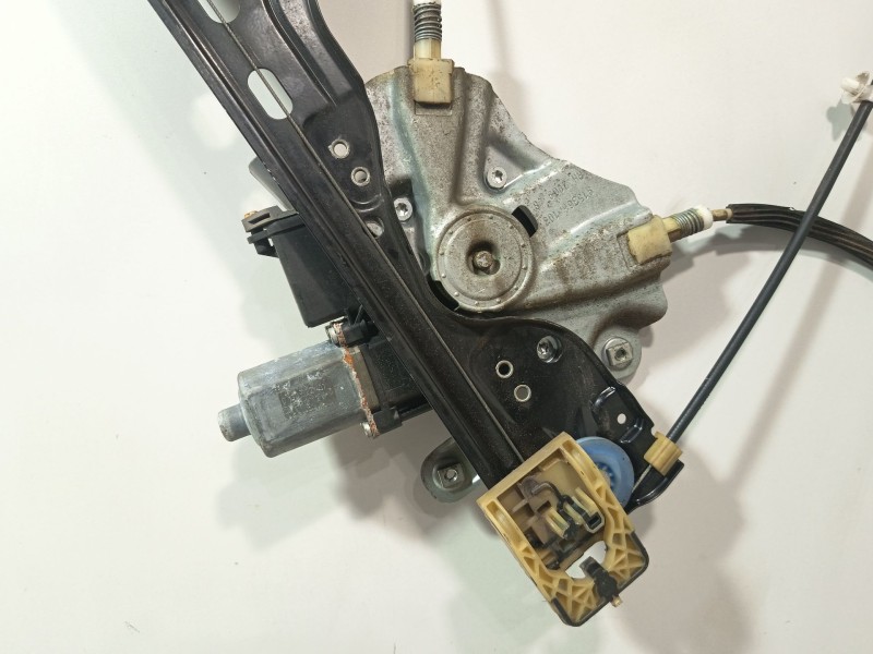 Recambio de elevalunas delantero derecho para opel astra j (p10) 1.6 (68) referencia OEM IAM 13350760  