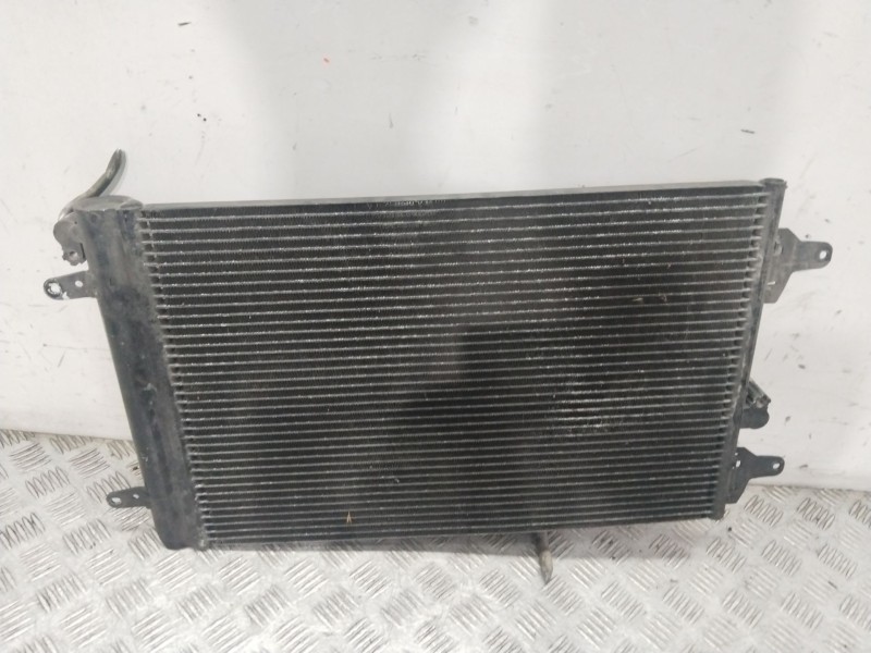 Recambio de condensador aire acondicionado para seat alhambra (7v8, 7v9) 1.9 tdi referencia OEM IAM 7M0820413F  