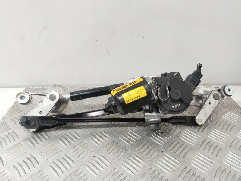 Recambio de motor limpia delantero para kia rio iii (ub) 1.2 cvvt referencia OEM IAM 981101W000  