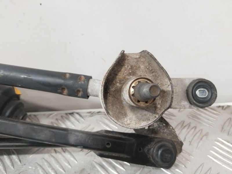 Recambio de motor limpia delantero para kia rio iii (ub) 1.2 cvvt referencia OEM IAM 981101W000  