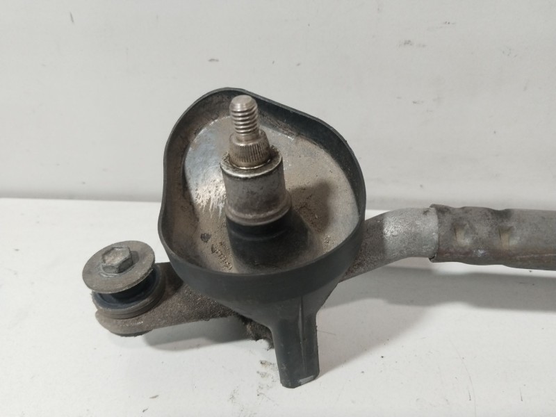 Recambio de motor limpia delantero para dodge caliber 2.0 crd referencia OEM IAM 05183273AB / 05303780AG  