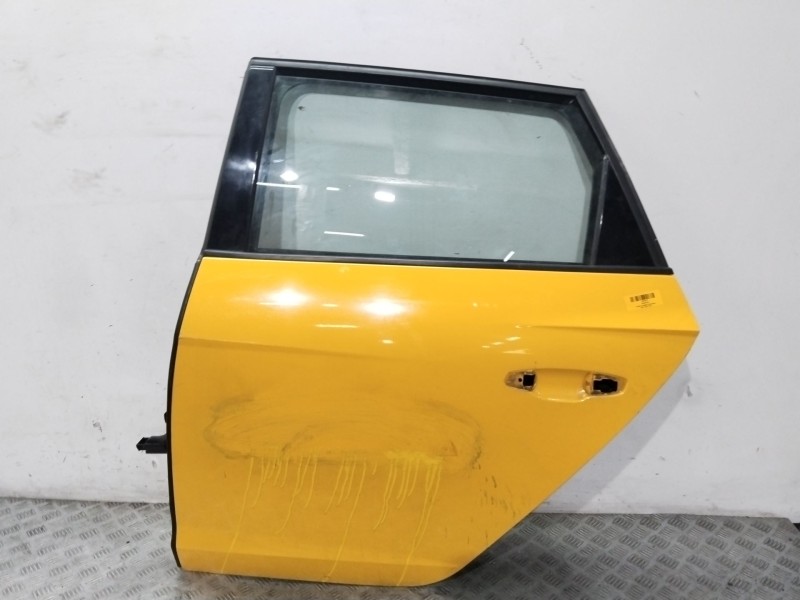 Recambio de puerta trasera izquierda para seat leon (5f1) 1.5 tgi referencia OEM IAM 5F9833055  