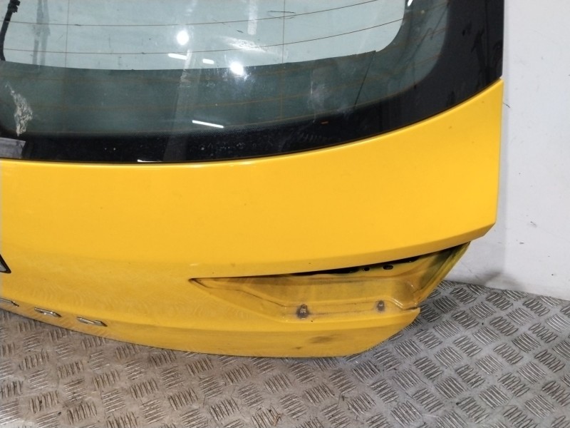 Recambio de porton trasero para seat leon (5f1) 1.5 tgi referencia OEM IAM 5F9827024  AMARILLO