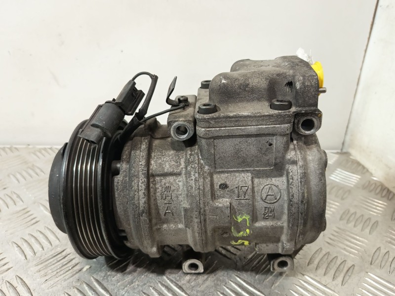 Recambio de compresor aire acondicionado para ssangyong rodius i 2.7 xdi 4wd referencia OEM IAM 6652300211  