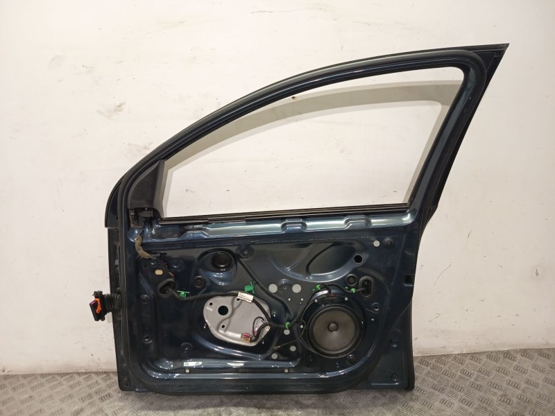 Recambio de puerta delantera derecha para volkswagen golf v (1k1) 1.9 tdi referencia OEM IAM 1K4831106G  