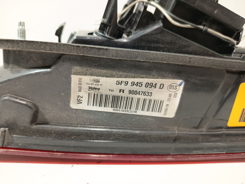 Recambio de piloto trasero derecho interior para seat leon (5f1) 1.5 tgi referencia OEM IAM 5F9945094D  