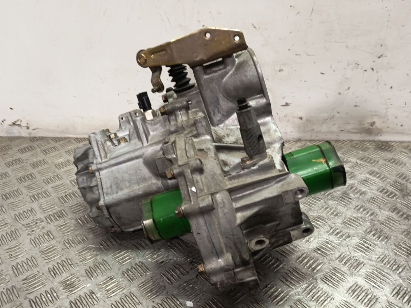 Recambio de caja cambios para hyundai accent i (x-3) 1.5 i 12v referencia OEM IAM HV1973  