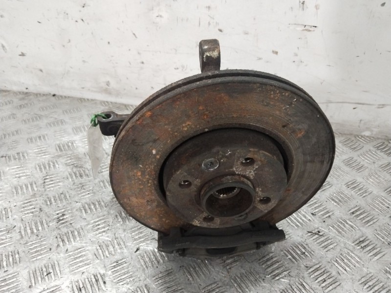Recambio de mangueta delantera izquierda para nissan micra iii (k12) 1.2 16v referencia OEM IAM 40015AX600  