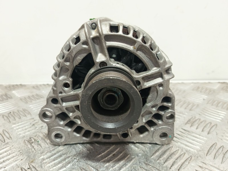 Recambio de alternador para seat ibiza iii (6l1) 1.4 16v referencia OEM IAM 038903018RX  