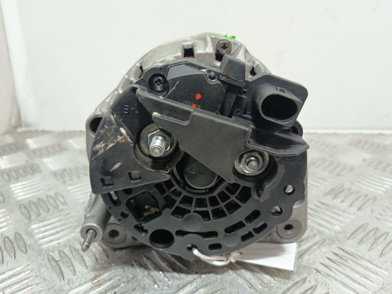 Recambio de alternador para seat ibiza iii (6l1) 1.4 16v referencia OEM IAM 038903018RX  