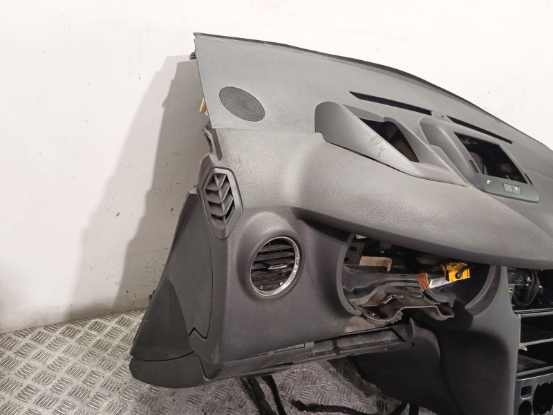 Recambio de salpicadero para peugeot 5008 (0u_, 0e_) 2.0 hdi 150 / bluehdi 150 referencia OEM IAM 824778  