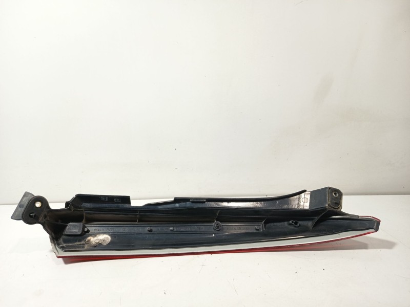 Recambio de piloto trasero izquierdo para volvo xc90 i (275) d5 awd referencia OEM IAM 157617  
