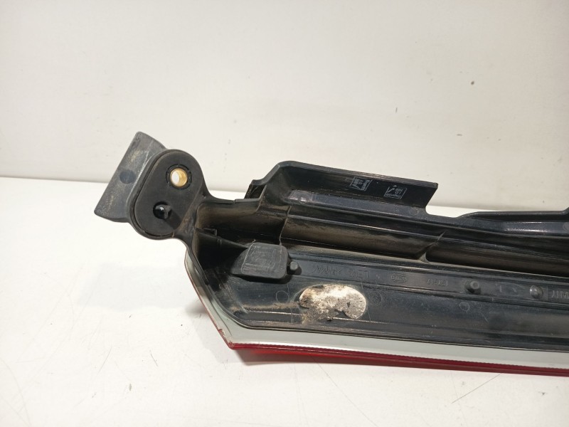 Recambio de piloto trasero izquierdo para volvo xc90 i (275) d5 awd referencia OEM IAM 157617  