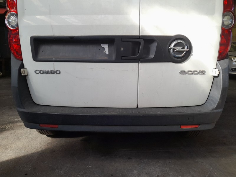 Recambio de paragolpes trasero para opel combo furgoneta/monovolumen (x12) 1.3 cdti (b05) referencia OEM IAM 95513286  
