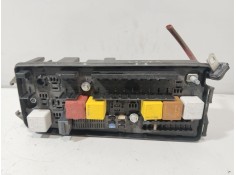 Recambio de caja reles / fusibles para renault megane ii coupé-cabriolet (em0/1_) 1.9 dci referencia OEM IAM 13240247  