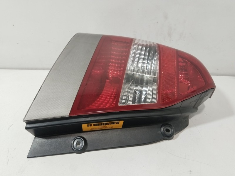 Recambio de piloto trasero izquierdo para daewoo nubira sedán (j100) 1.6 16v referencia OEM IAM 311001419  