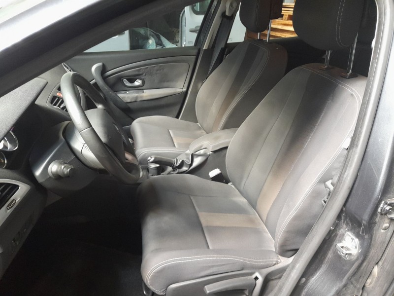 renault megane iii hatchback (bz0/1_, b3_) del año 2009