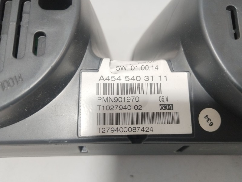 Recambio de cuadro instrumentos para smart forfour básico (80kw) referencia OEM IAM A4545403111  