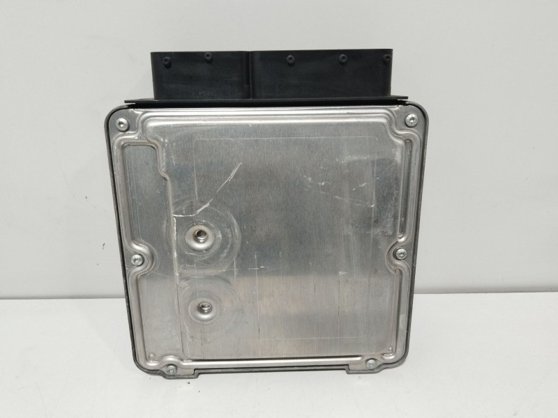 Recambio de centralita motor uce para volkswagen golf v (1k1) 1.9 tdi referencia OEM IAM 0281011478  