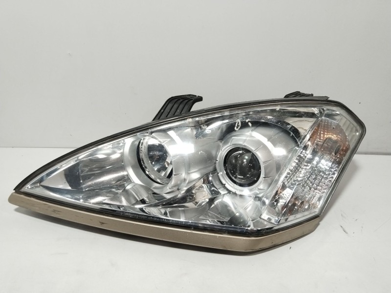 Recambio de faro izquierdo para ssangyong kyron 2.0 xdi referencia OEM IAM 8310309102  