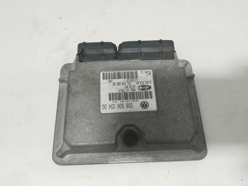 Recambio de centralita motor uce para seat ibiza iii (6l1) 1.4 16v referencia OEM IAM 036906034DG  