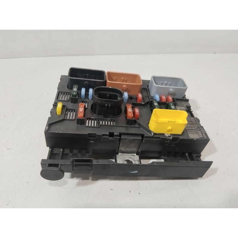 CAJA RELES / FUSIBLES 9661707880  - imagen 3