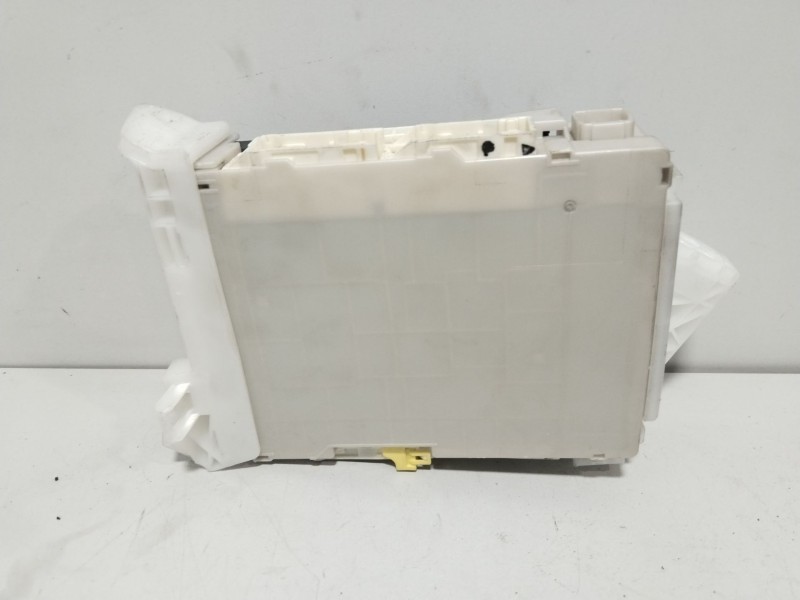 Recambio de modulo electronico para toyota prius plus (_w4_) 1.8 hybrid (zvw40w, zvw41w) referencia OEM IAM 8922147200  