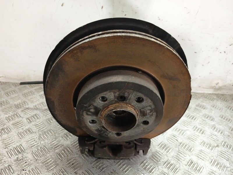 Recambio de mangueta delantera derecha para bmw x3 (e83) 3.0 i xdrive referencia OEM IAM 31213412020  