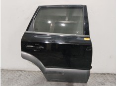 Recambio de puerta trasera derecha para hyundai tucson (jm) 2.0 crdi referencia OEM IAM 770042E020  