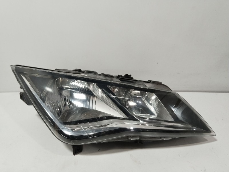 Recambio de faro derecho para seat leon (5f1) 1.5 tgi referencia OEM IAM 5F1941016B  