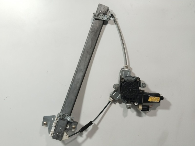 Recambio de elevalunas delantero derecho para hyundai getz (tb) 1.3 básico referencia OEM IAM 824041C010  