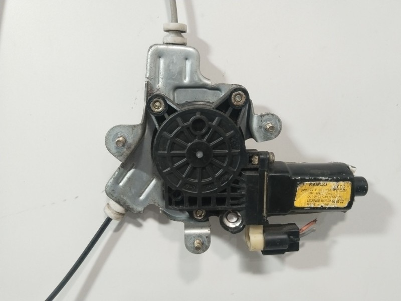 Recambio de elevalunas delantero derecho para hyundai getz (tb) 1.3 básico referencia OEM IAM 824041C010  