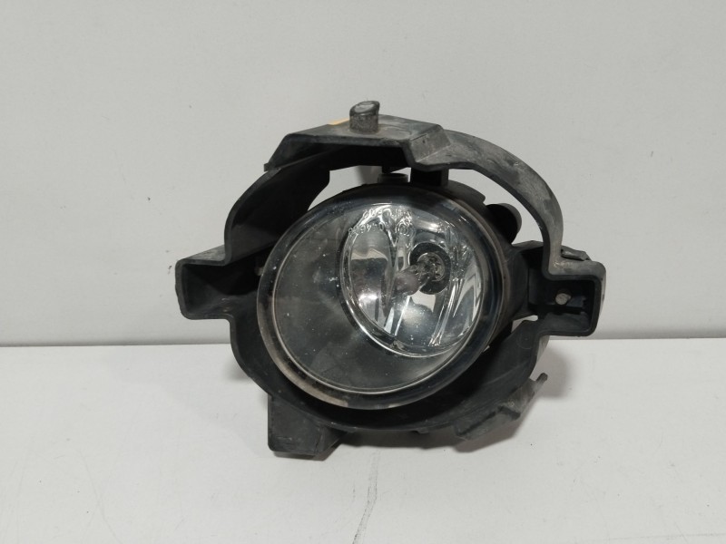 Recambio de faro antiniebla derecho para nissan qashqai (j10) acenta referencia OEM IAM 261508990A 89206421 