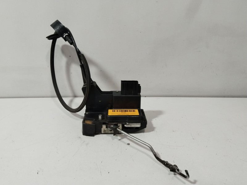 Recambio de cerradura puerta delantera derecha para ford fiesta (cbk) ambiente referencia OEM IAM 1372465  