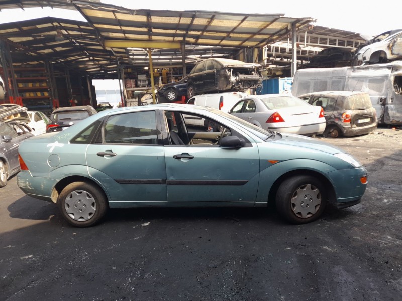 ford focus i sedán (dfw) del año 2001