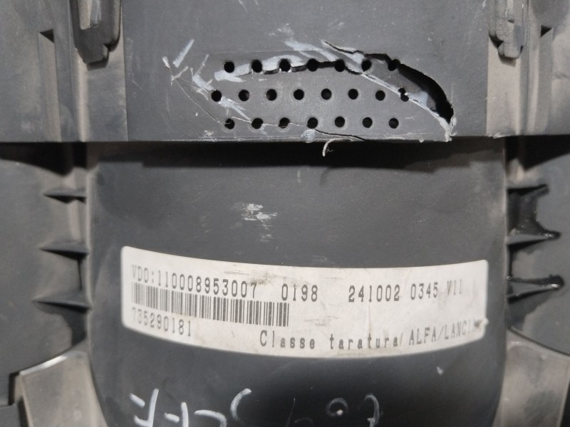 Recambio de cuadro instrumentos para alfa romeo 147 (190) 1.9 jtd distinctive referencia OEM IAM 110008953007  