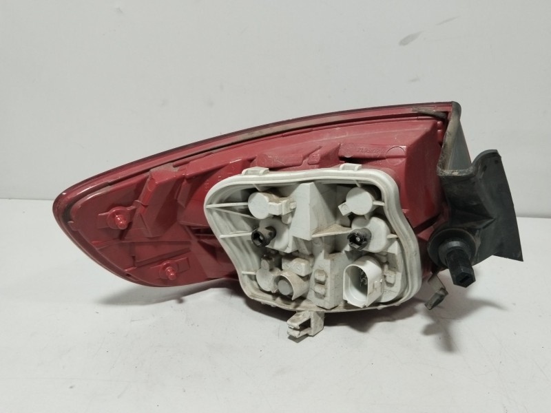 Recambio de piloto trasero derecho para audi a3 sportback (8pa) 1.4 tfsi referencia OEM IAM 8P4945096E  