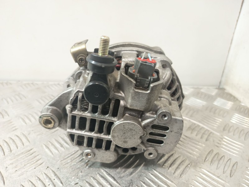 Recambio de alternador para mazda 3 sedán (bk) 1.6 (bk12) referencia OEM IAM ZJ01A2TC0091 ZJ0118300 