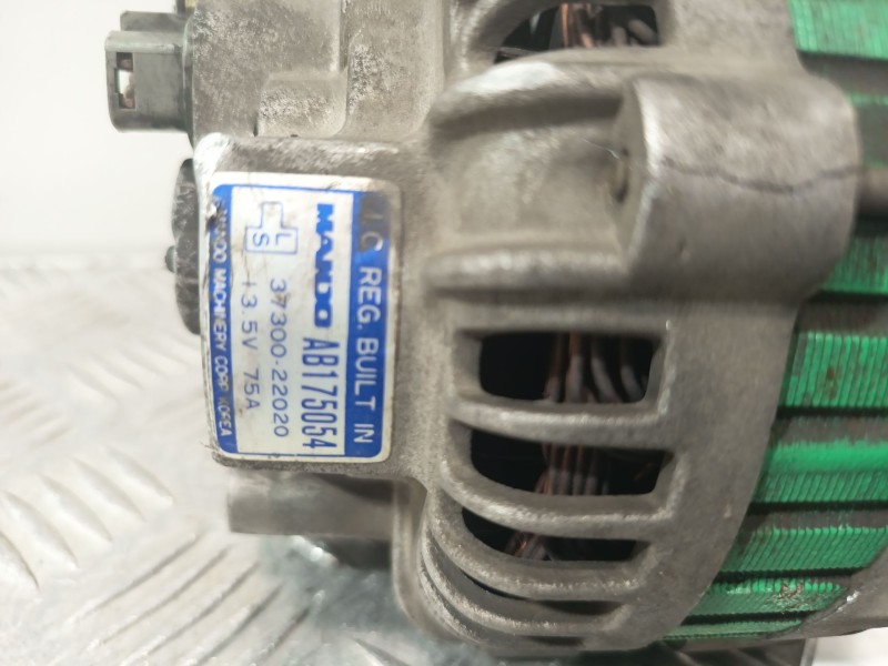 Recambio de alternador para hyundai accent i (x-3) 1.5 i 12v referencia OEM IAM 3730022020  