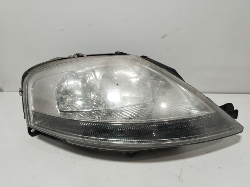 Recambio de faro derecho para citroën c3 i (fc_, fn_) 1.4 hdi referencia OEM IAM 620685  