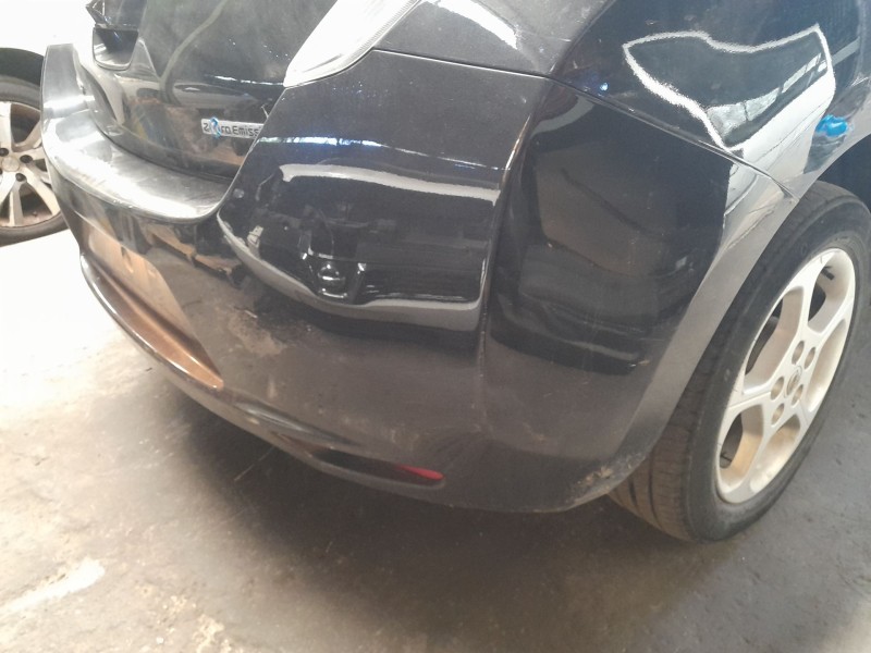 Recambio de paragolpes trasero para nissan leaf (ze1) electric referencia OEM IAM 850225SHMA  