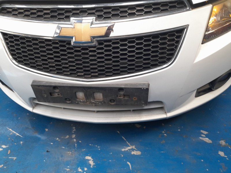 Recambio de paragolpes delantero para chevrolet cruze (j300) 2.0 cdi referencia OEM IAM   