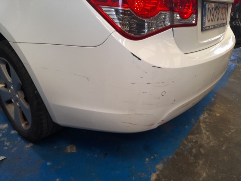 Recambio de paragolpes trasero para chevrolet cruze (j300) 2.0 cdi referencia OEM IAM   