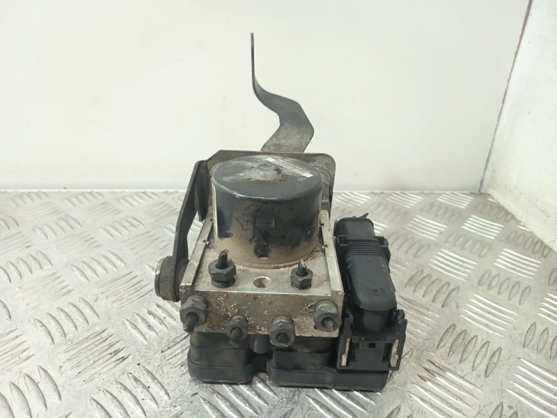 Recambio de abs para ford fiesta vi van 1.4 tdci referencia OEM IAM 8V512M110AD 1550294 