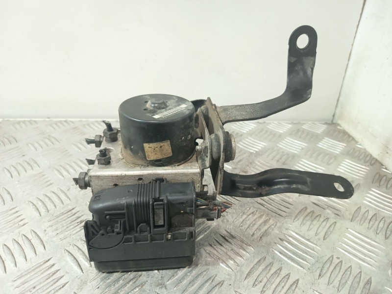 Recambio de abs para ford fiesta vi van 1.4 tdci referencia OEM IAM 8V512M110AD 1550294 